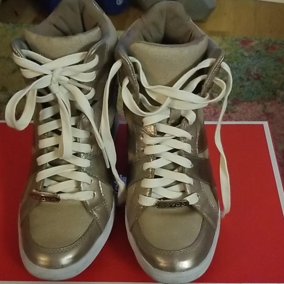 Coach Sneakers sz 8.5 Alexis Wedge Lt. Gold - Picture 2 of 9